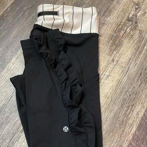 Lululemon midrise black leggings. Size 6